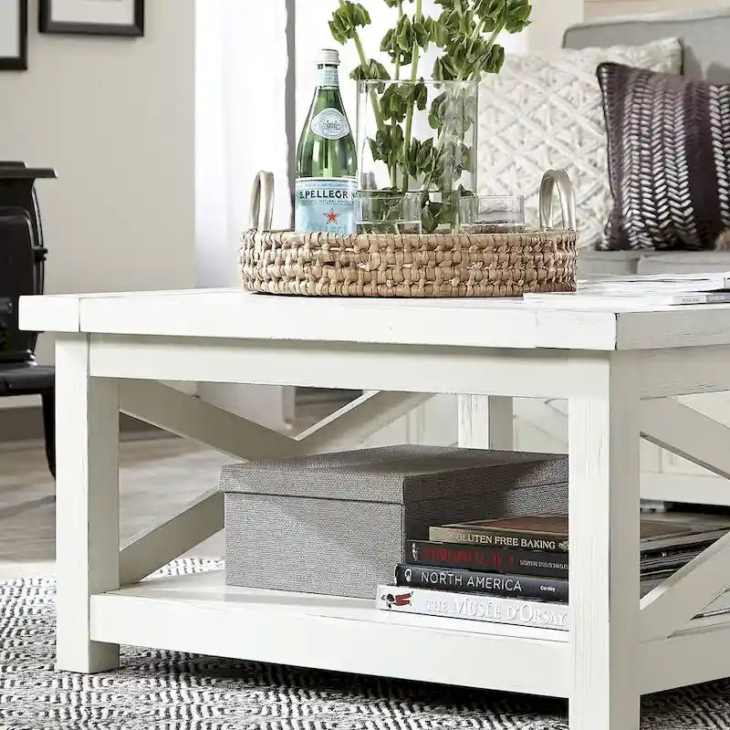 Table basse Homestyles Seaside Lodge avec finition blanc cassé et aspect vieilli