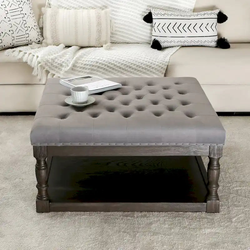 Table ottomane Cairona en cuir bi-cast capitonné de 34 pouces avec étagères