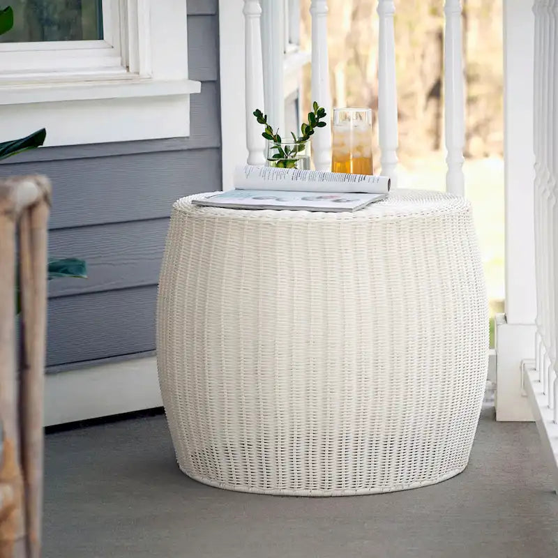 Table d'appoint en résine tressée avec rangement intégré Household Essentials