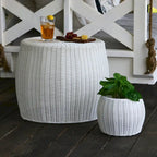 Table d'appoint en résine tressée avec rangement intégré Household Essentials