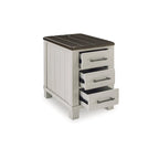 Signature Design by Ashley Darborn Table d'appoint gris/marron - 17.75L x 24P x 24H